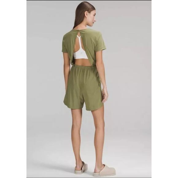 lululemon Lightweight High-Neck Romper Green NWT Sz 8 - Picture 6 of 6